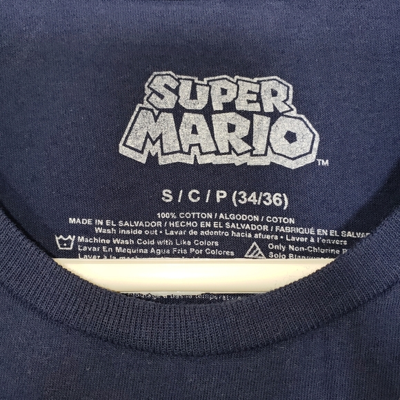 Super Mario Shirt - Picture 5 of 7